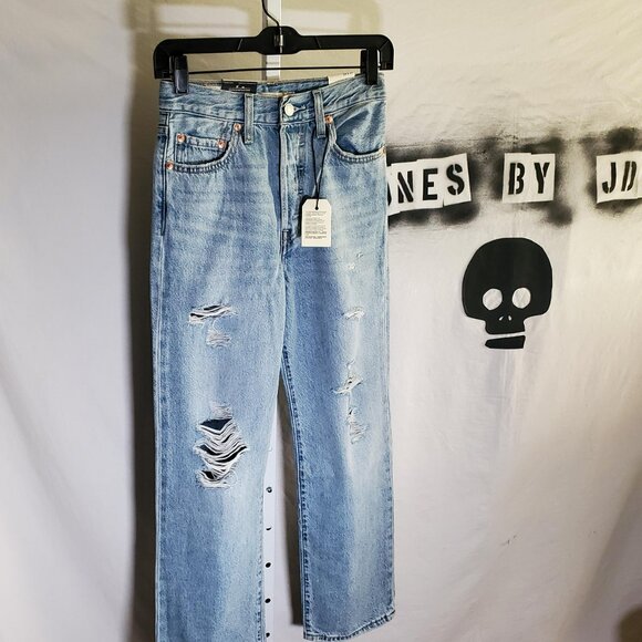 Levi's Premium RIBCAGE STRAIGHT ANKLE JEANS Size 24 x 27 - Picture 4 of 16